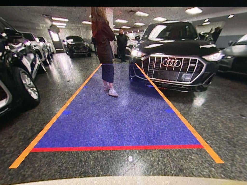 2025 Audi Q8 Premium Plus 55 TFSI quattro