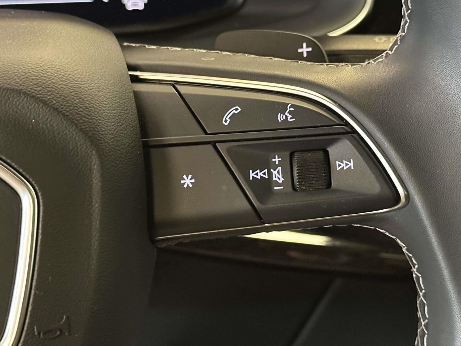 2026 Audi Q8 Premium Plus 55 TFSI quattro Tiptronic