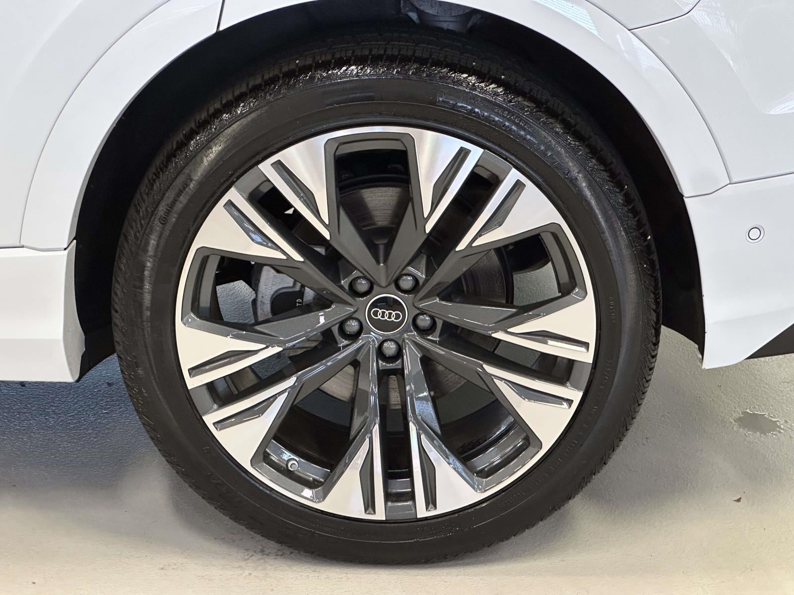 2026 Audi Q8 Premium Plus 55 TFSI quattro Tiptronic