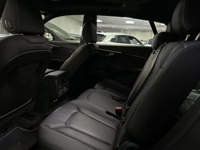 2023 Audi Q8 Premium Plus 55 TFSI quattro Tiptronic