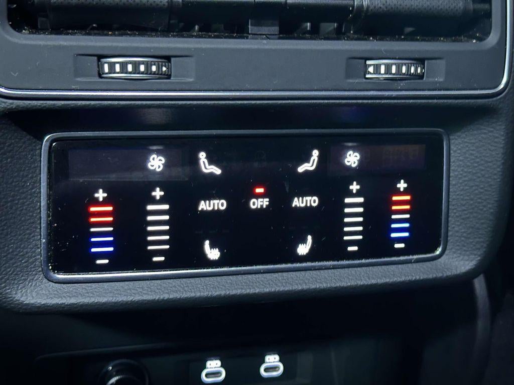 2023 Audi Q8 Premium Plus 55 TFSI quattro Tiptronic