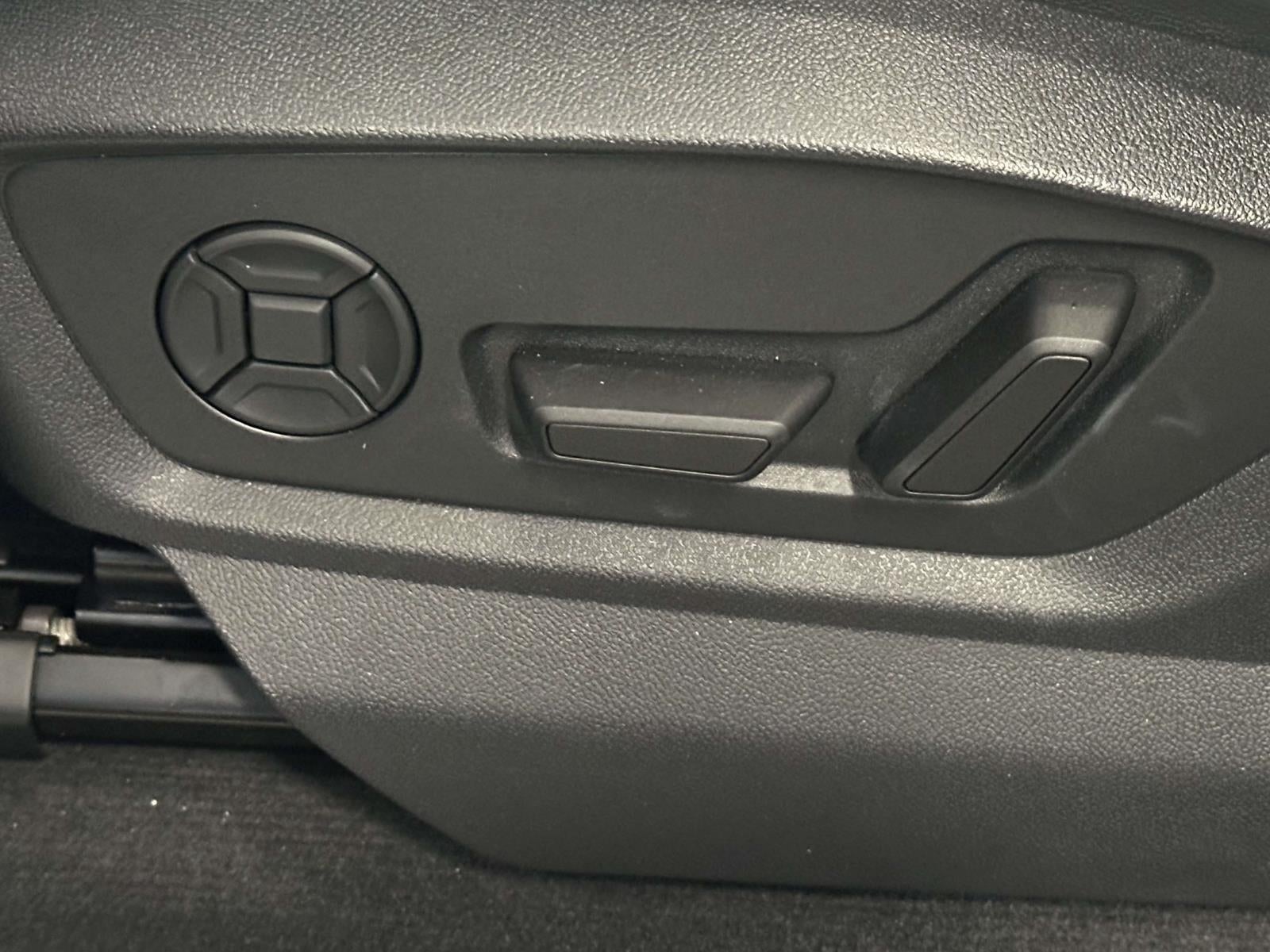 2026 Audi Q8 Premium Plus 55 TFSI quattro Tiptronic