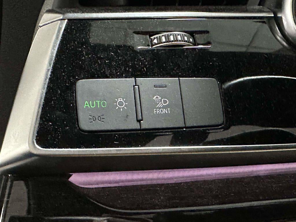 2023 Audi Q8 Premium Plus 55 TFSI quattro Tiptronic