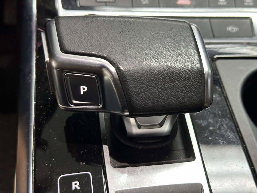 2023 Audi Q8 Premium Plus 55 TFSI quattro Tiptronic