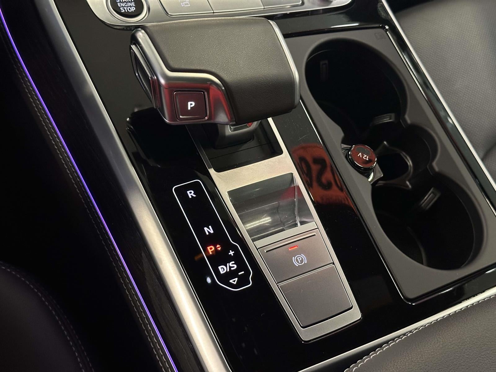 2026 Audi Q8 Premium Plus 55 TFSI quattro Tiptronic