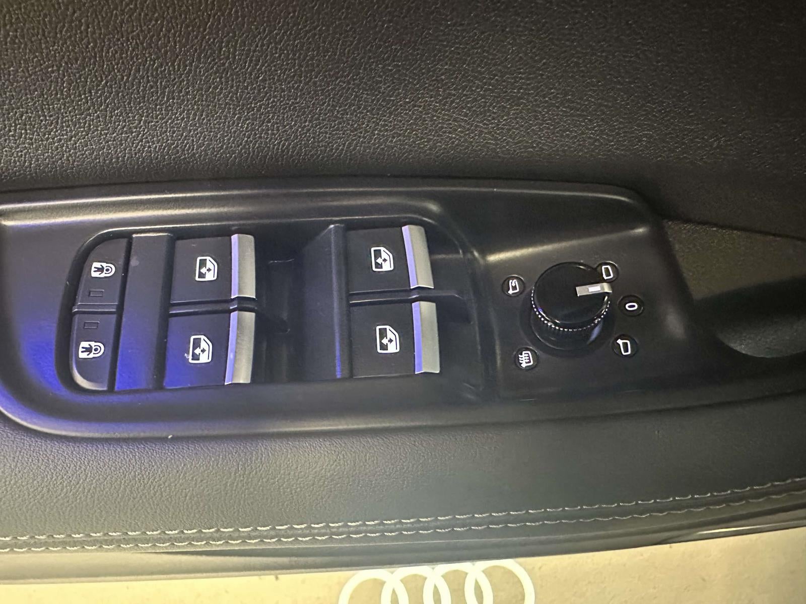 2025 Audi Q8 Premium Plus 55 TFSI quattro