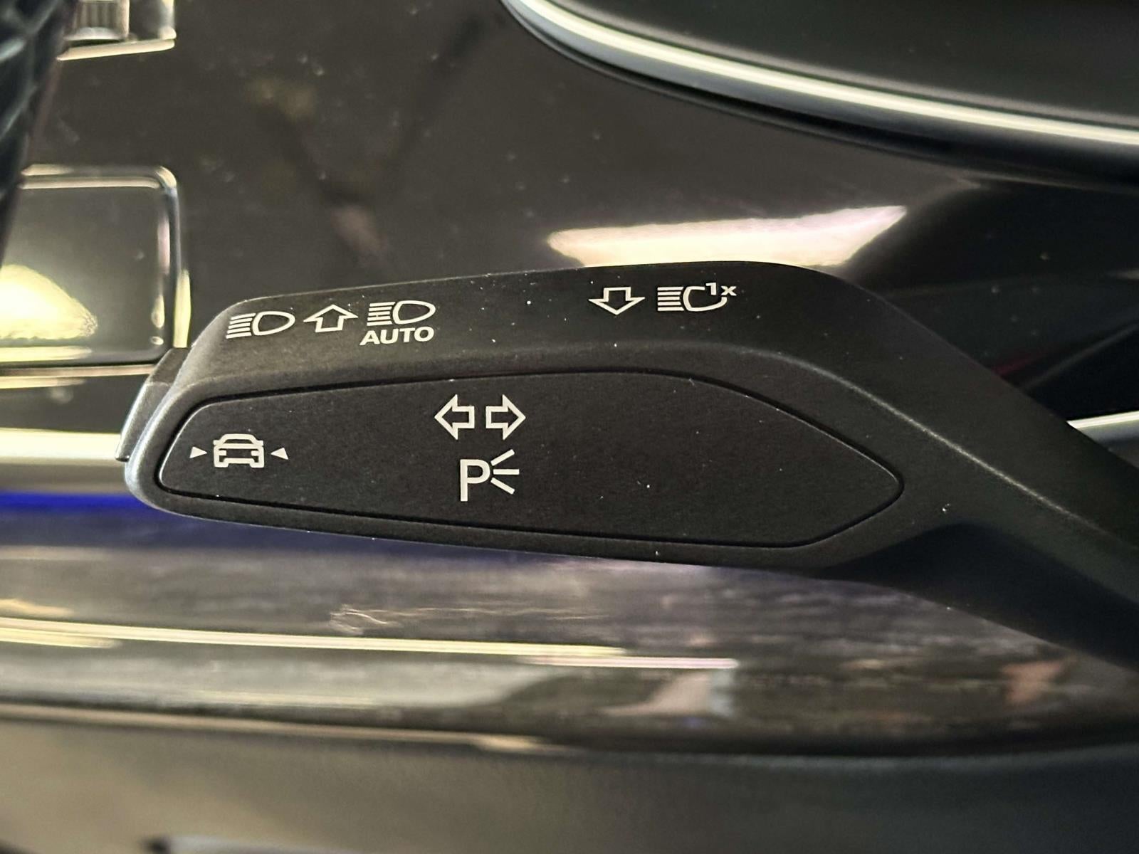 2025 Audi Q8 Premium Plus 55 TFSI quattro