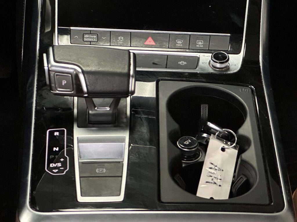 2023 Audi Q8 Premium Plus 55 TFSI quattro Tiptronic