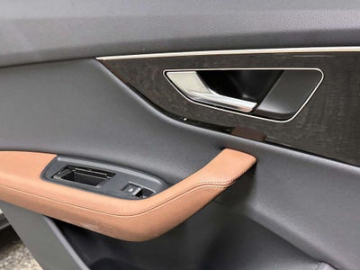 2023 Audi Q8 Premium Plus 55 TFSI quattro Tiptronic