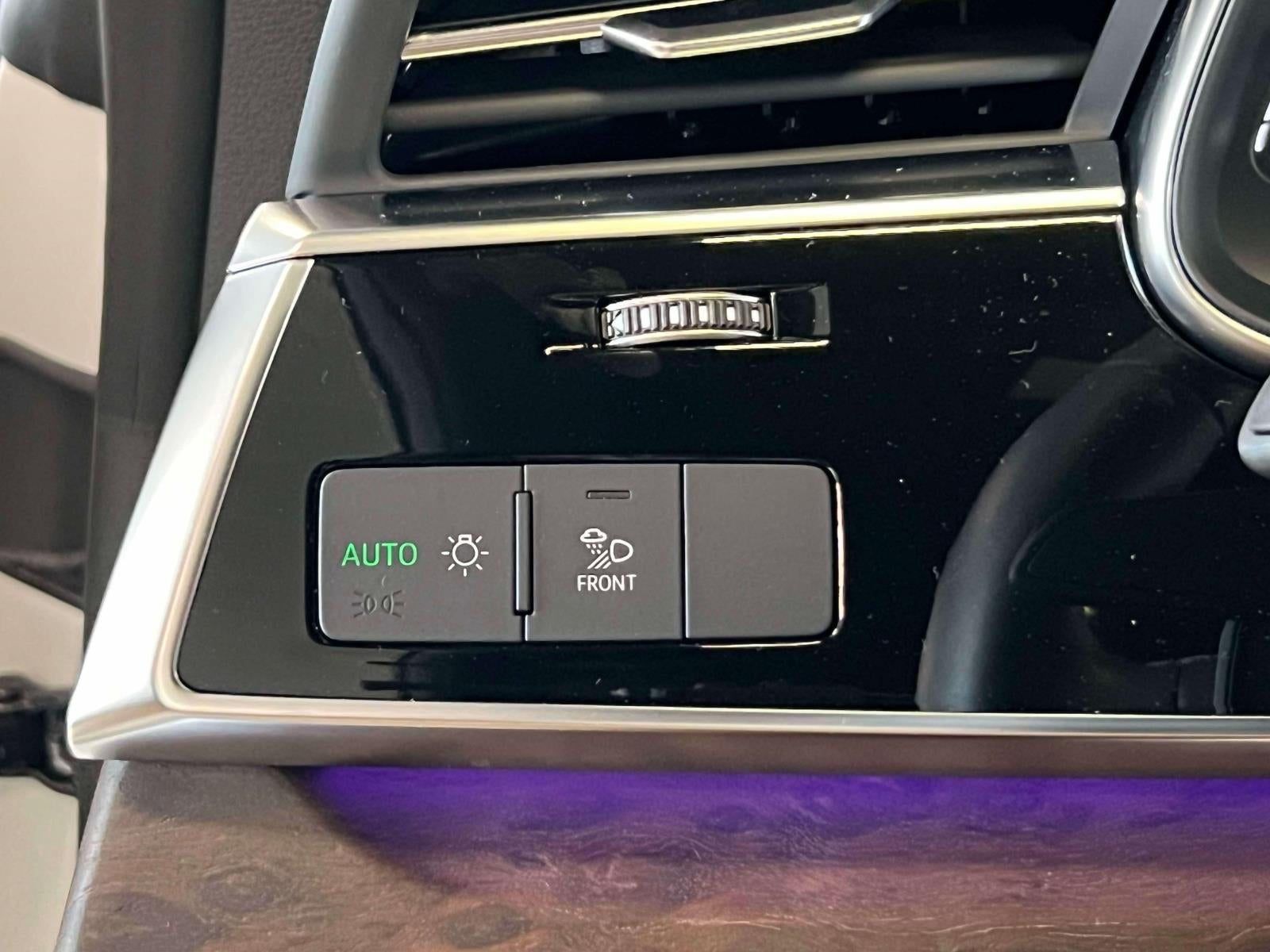 2025 Audi Q8 Premium Plus 55 TFSI quattro