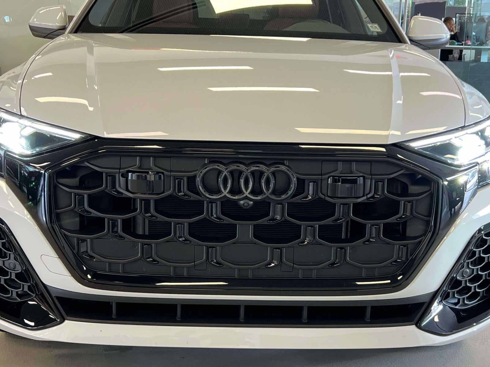 2025 Audi Q8 Premium Plus 55 TFSI quattro