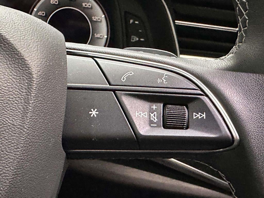 2023 Audi Q8 Premium Plus 55 TFSI quattro Tiptronic