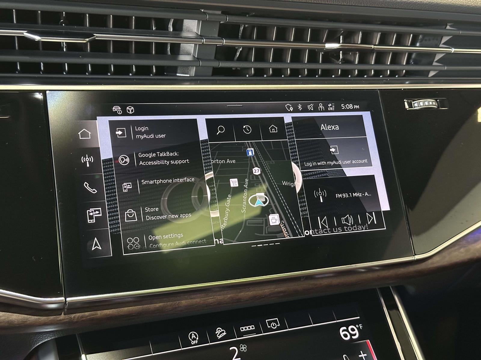 2025 Audi Q8 Premium Plus 55 TFSI quattro
