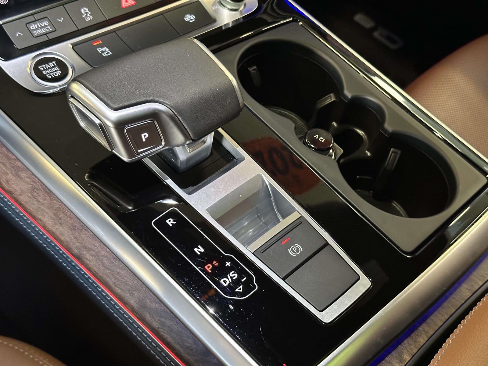 2025 Audi Q8 Premium Plus 55 TFSI quattro