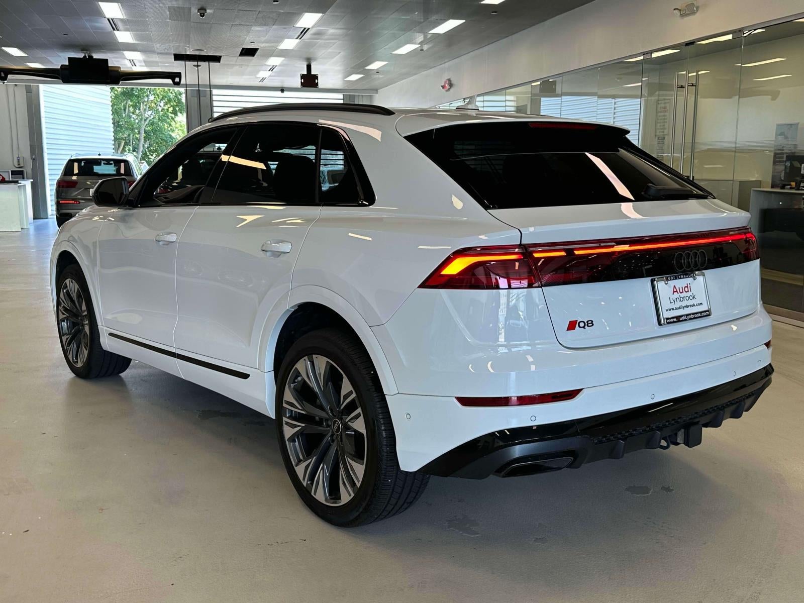 2025 Audi Q8 Premium Plus 55 TFSI quattro