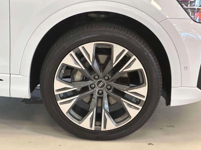 2025 Audi Q8 Premium Plus 55 TFSI quattro