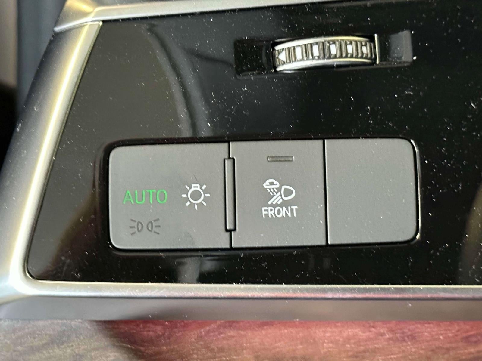 2025 Audi Q8 Premium Plus 55 TFSI quattro