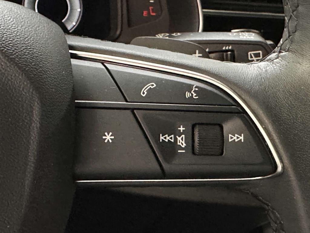 2022 Audi Q8 Premium Plus 55 TFSI quattro Tiptronic
