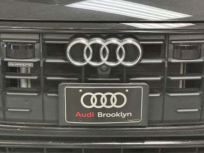 2022 Audi Q8 Premium Plus 55 TFSI quattro Tiptronic