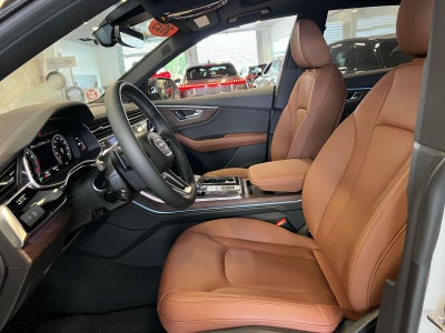 2025 Audi Q8 Premium Plus 55 TFSI quattro