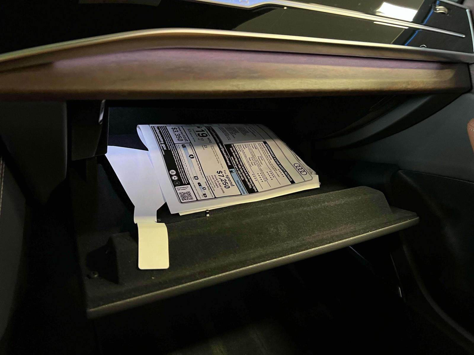 2025 Audi Q8 Premium Plus 55 TFSI quattro