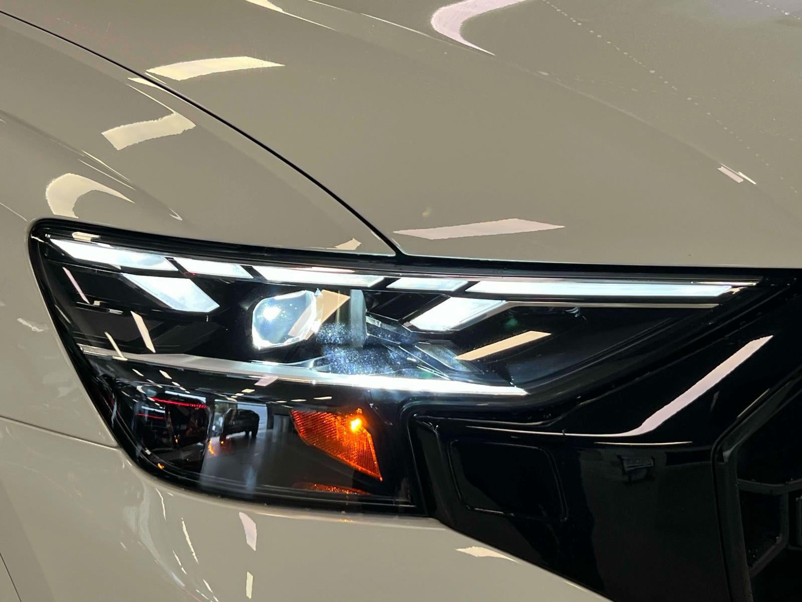 2025 Audi Q8 Premium Plus 55 TFSI quattro