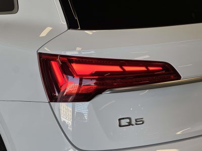2022 Audi Q5 Prestige 45 TFSI S line quattro S tronic
