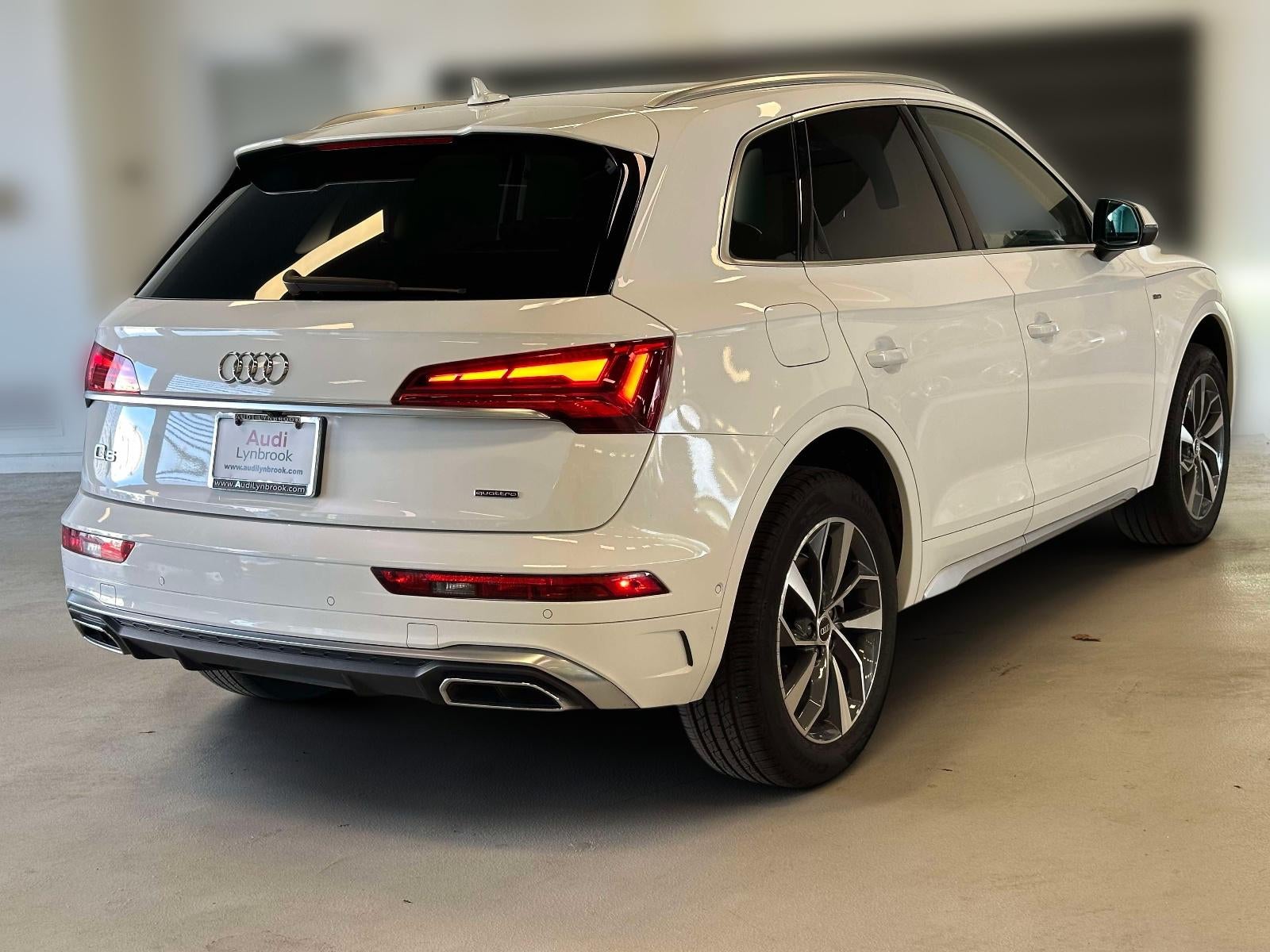 2022 Audi Q5 Prestige 45 TFSI S line quattro S tronic