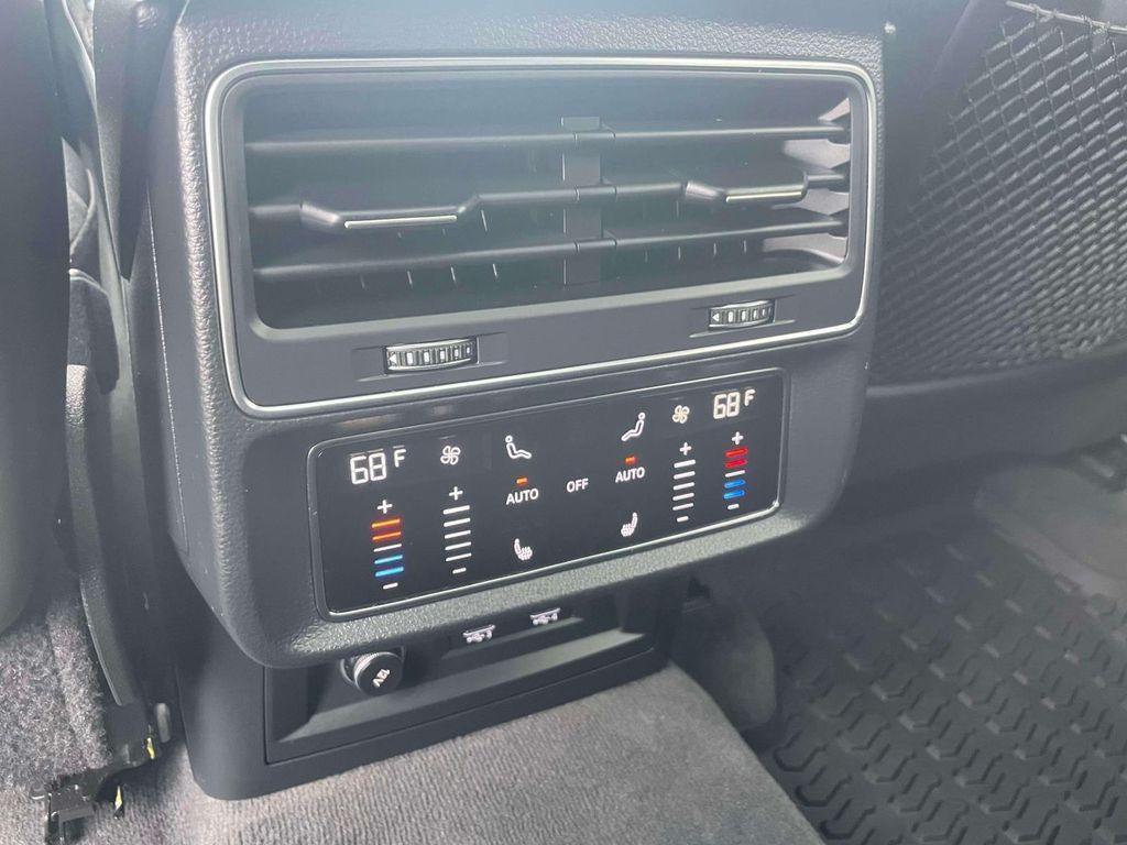 2019 Audi Q8 55 Premium