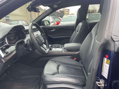 2019 Audi Q8 55 Premium