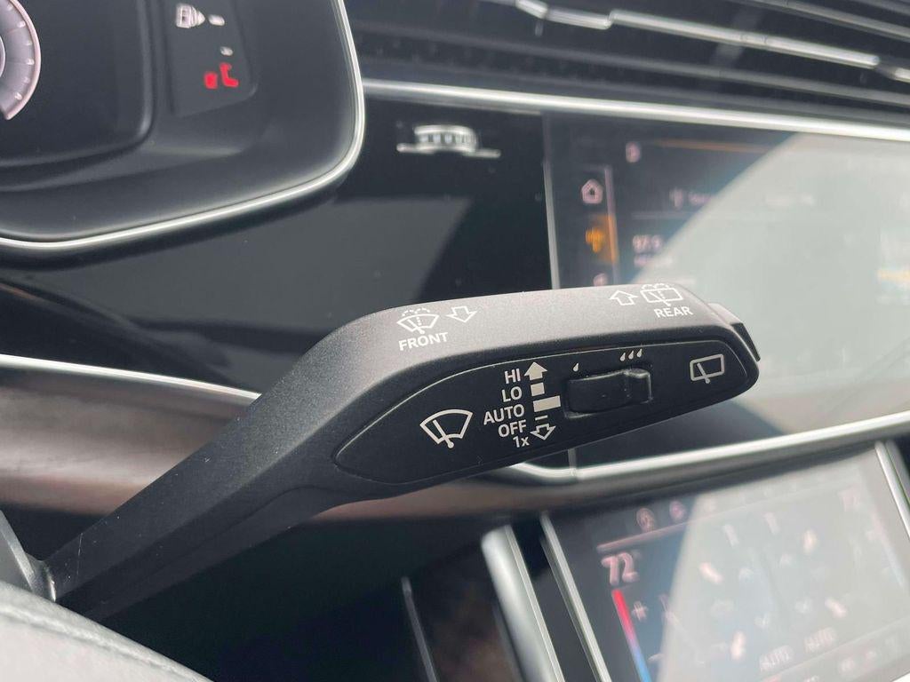 2019 Audi Q8 55 Premium