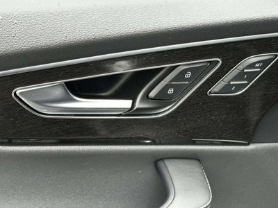 2023 Audi Q8 Prestige 55 TFSI quattro Tiptronic