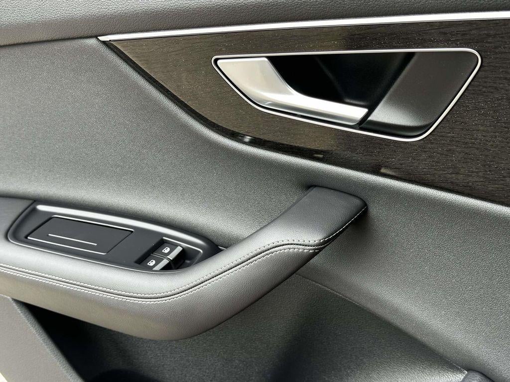 2023 Audi Q8 Prestige 55 TFSI quattro Tiptronic