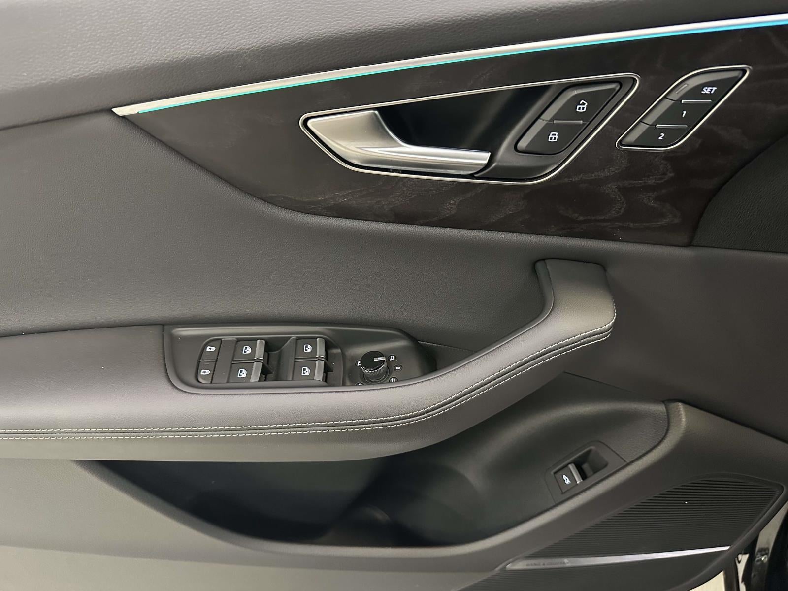 2023 Audi Q8 Prestige 55 TFSI quattro Tiptronic