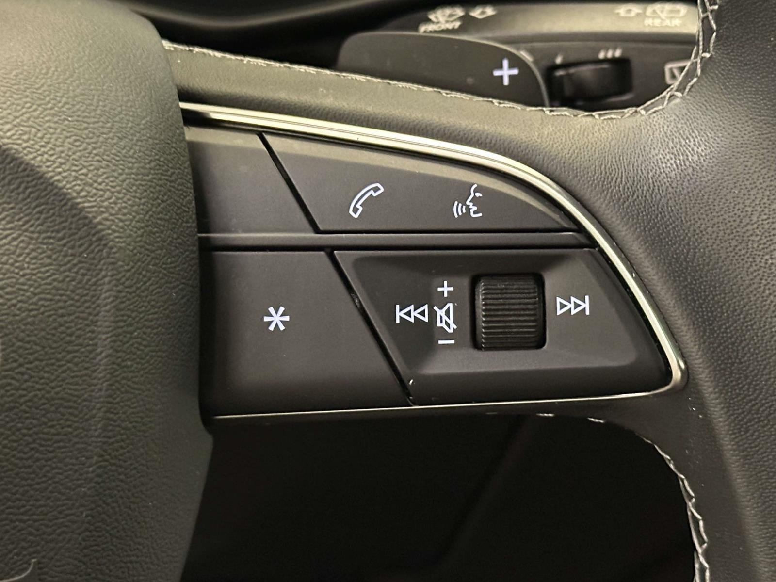 2023 Audi Q8 Prestige 55 TFSI quattro Tiptronic
