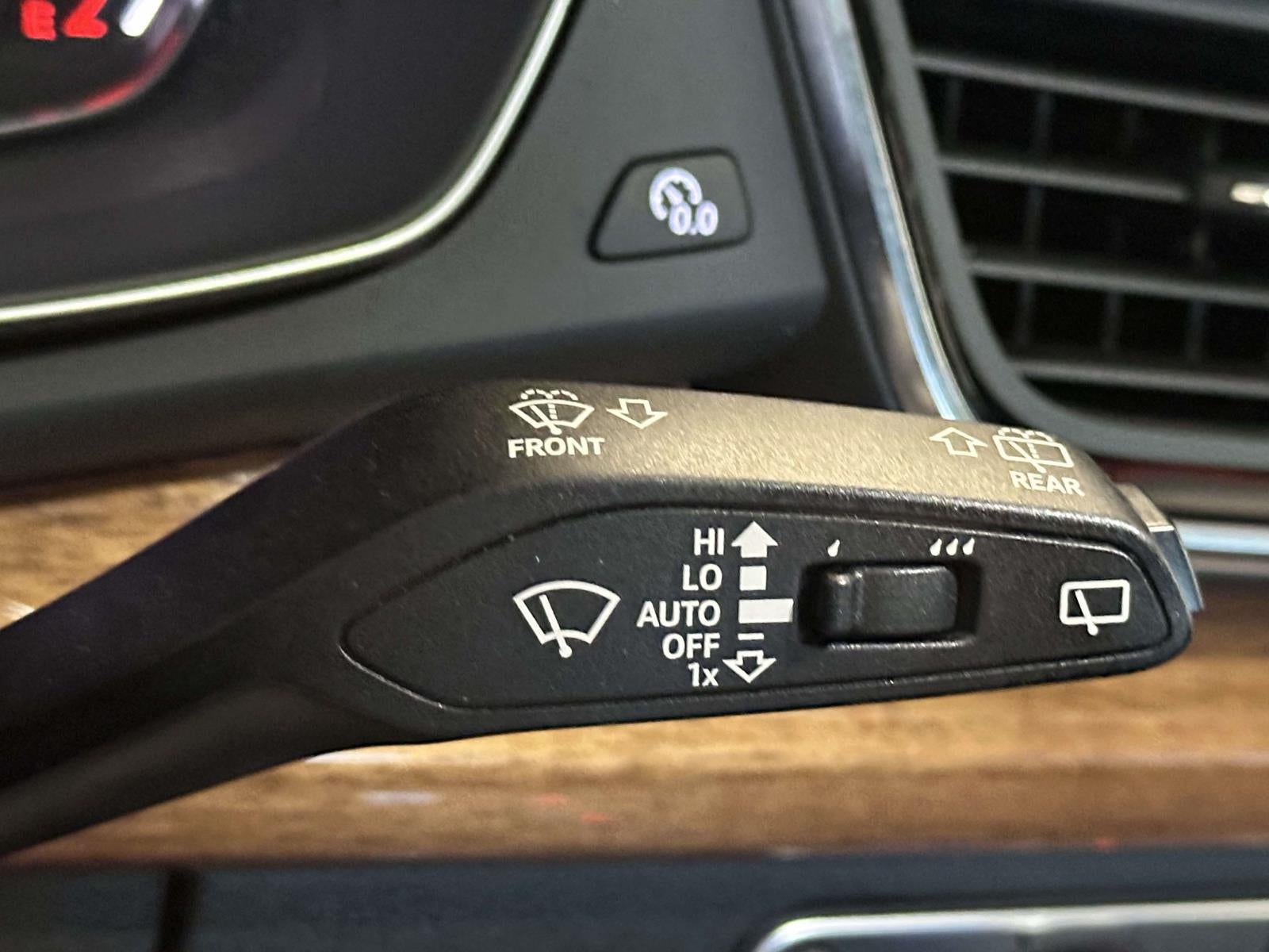 2023 Audi Q5 Premium 45 TFSI S line quattro