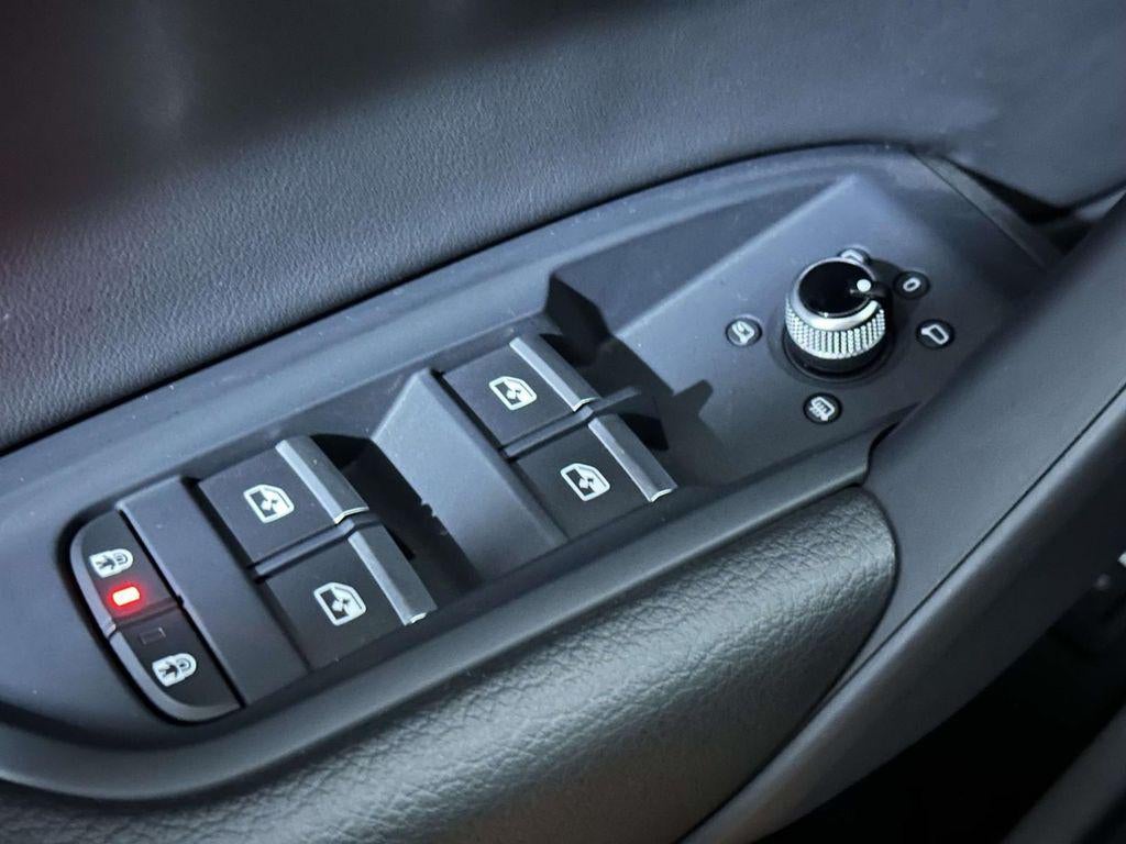 2024 Audi Q5 Premium 45 TFSI S line quattro
