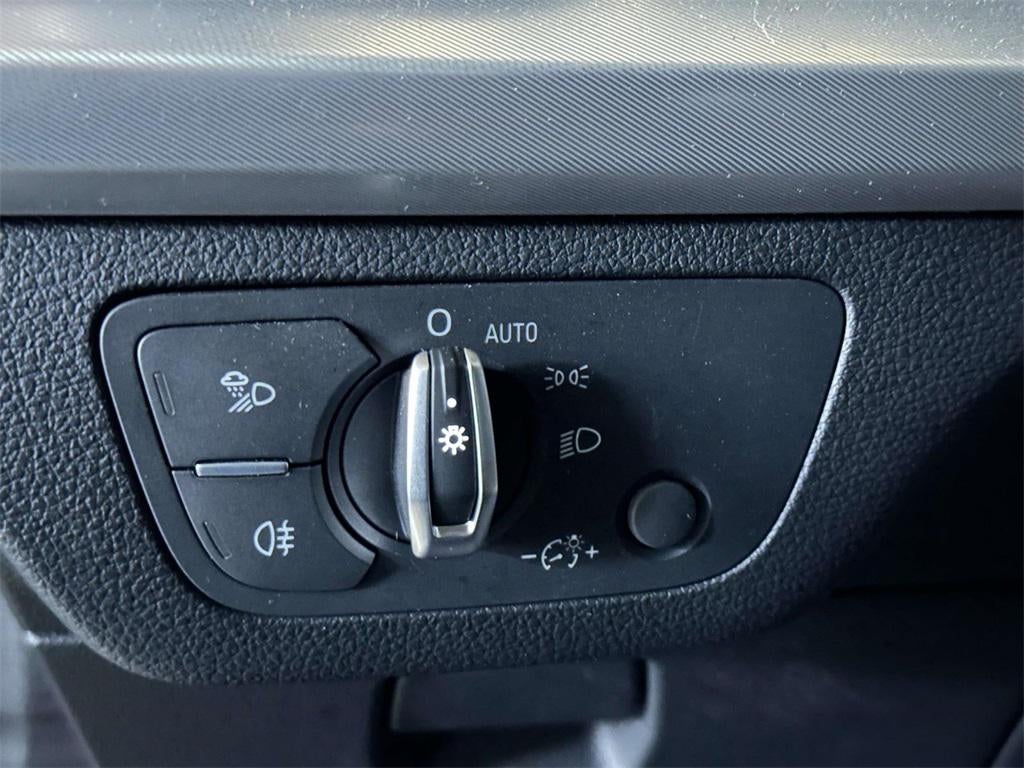 2025 Audi Q5 Premium 45 TFSI S line quattro