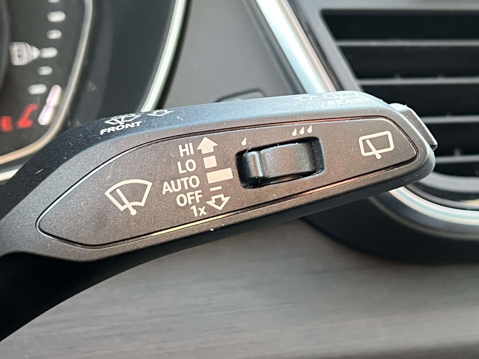 2022 Audi Q5 Premium 45 TFSI S line quattro S tronic