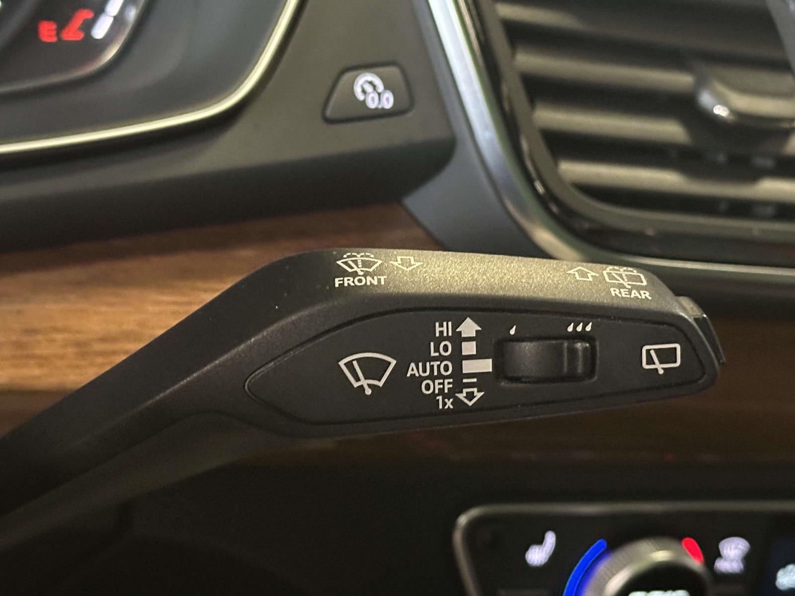 2023 Audi Q5 Premium 45 TFSI S line quattro