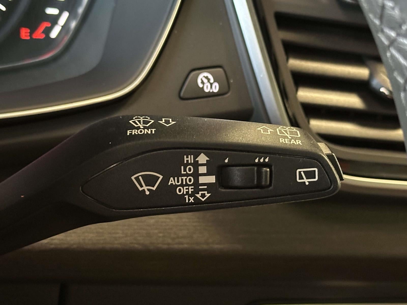 2024 Audi Q5 Premium 45 TFSI S line quattro