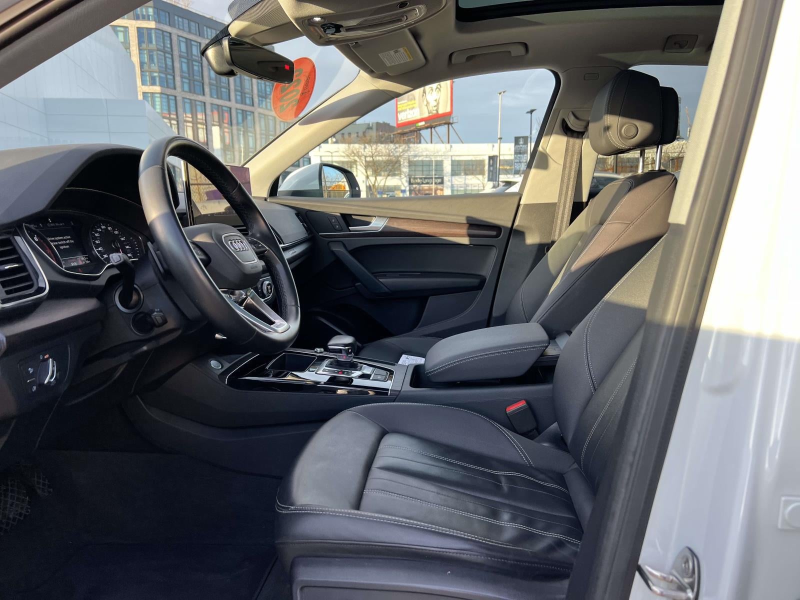 2022 Audi Q5 Premium 45 TFSI S line quattro S tronic