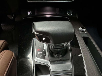 2024 Audi Q5 Premium 45 TFSI S line quattro