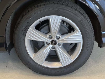 2024 Audi Q4 e-tron Premium 55 quattro