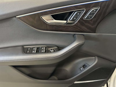 2023 Audi Q7 Premium Plus 45 TFSI quattro Tiptronic