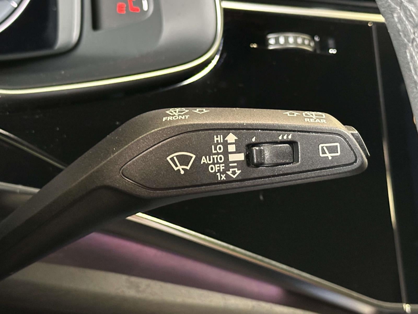 2023 Audi Q7 Premium Plus 45 TFSI quattro Tiptronic