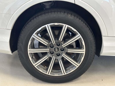 2023 Audi Q7 Premium Plus 45 TFSI quattro Tiptronic