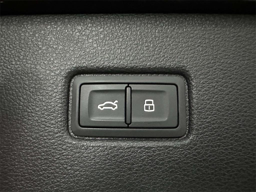 2021 Audi Q7 Premium Plus 45 TFSI quattro Tiptronic