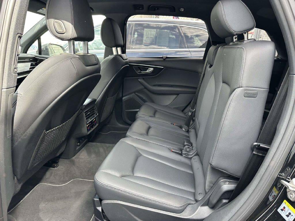 2025 Audi Q7 Premium Plus 55 TFSI quattro Tiptronic