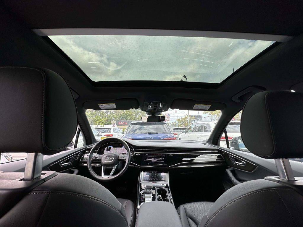 2025 Audi Q7 Premium Plus 55 TFSI quattro Tiptronic